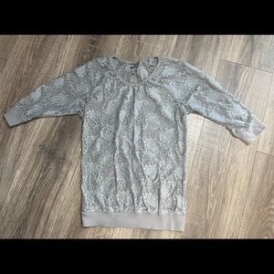 Vanity lace top size small (gray)